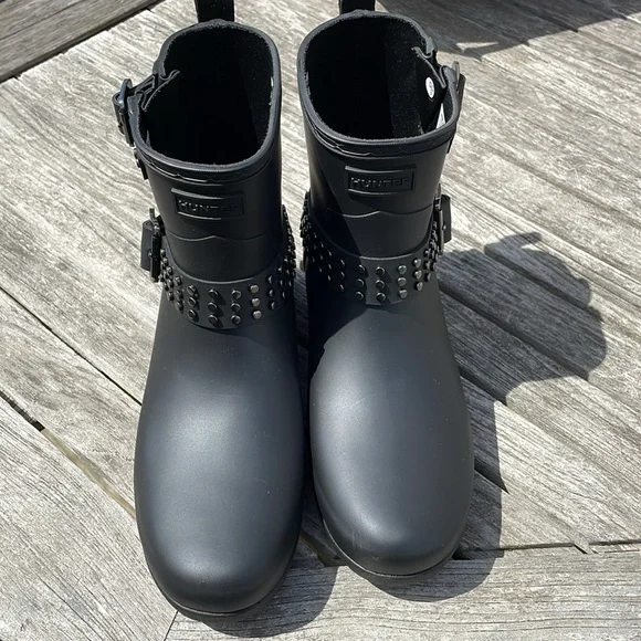 Hunter Sz 7 Black Refined Stud Biker Rubber Rain Bootie Ankle Boots - Picture 8 of 15